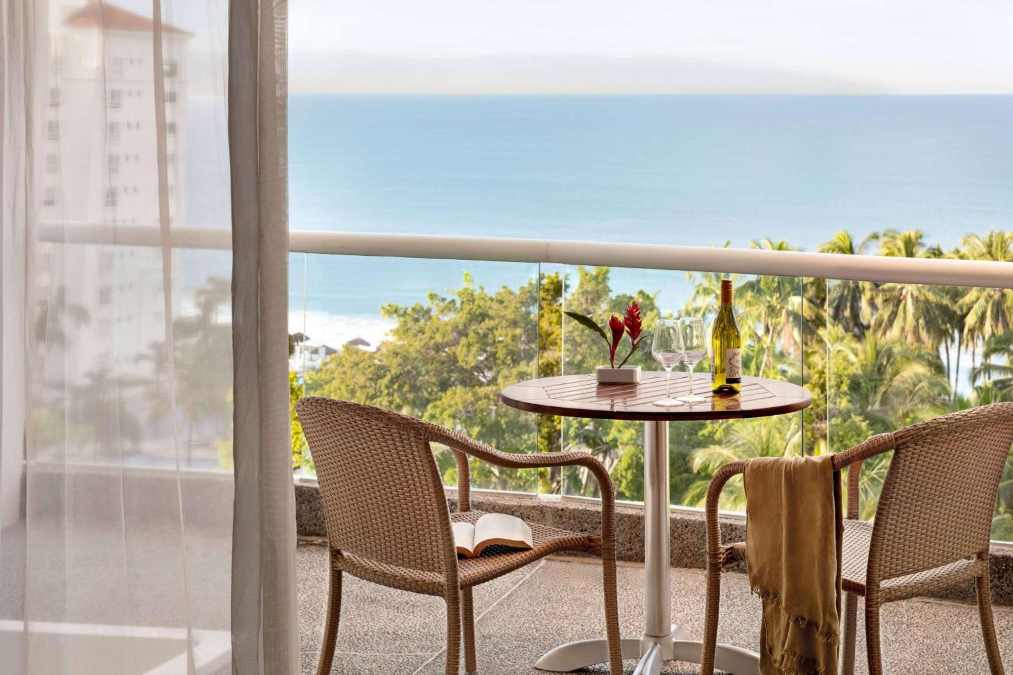 Wyndham Alltra Vallarta, All-Inclusive Resort نويفو فايارتا المظهر الخارجي الصورة