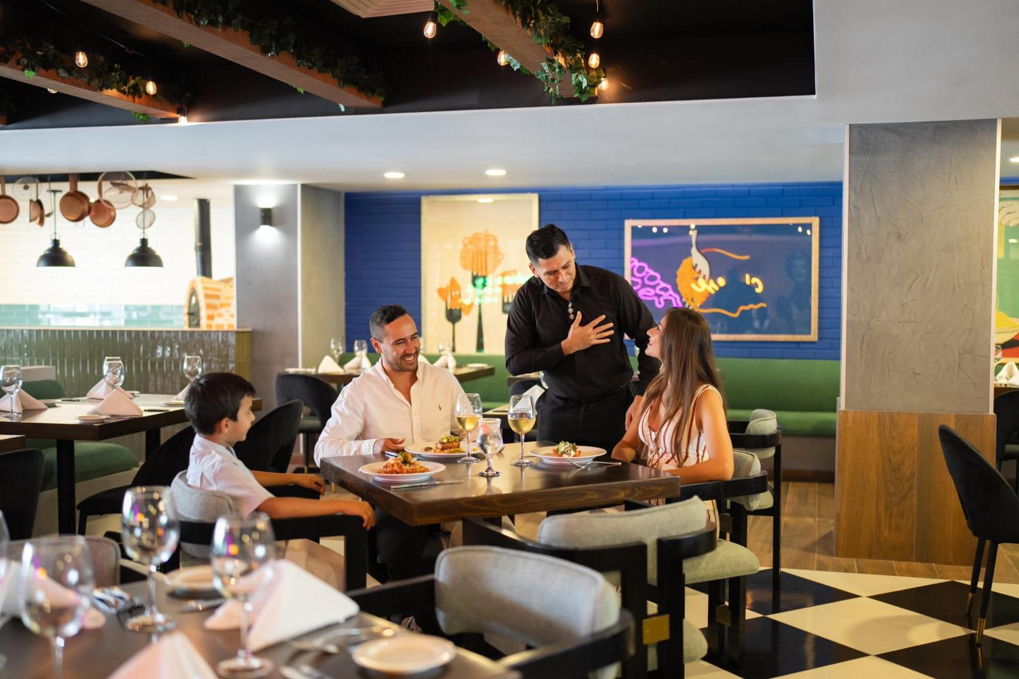 Wyndham Alltra Vallarta, All-Inclusive Resort نويفو فايارتا المظهر الخارجي الصورة