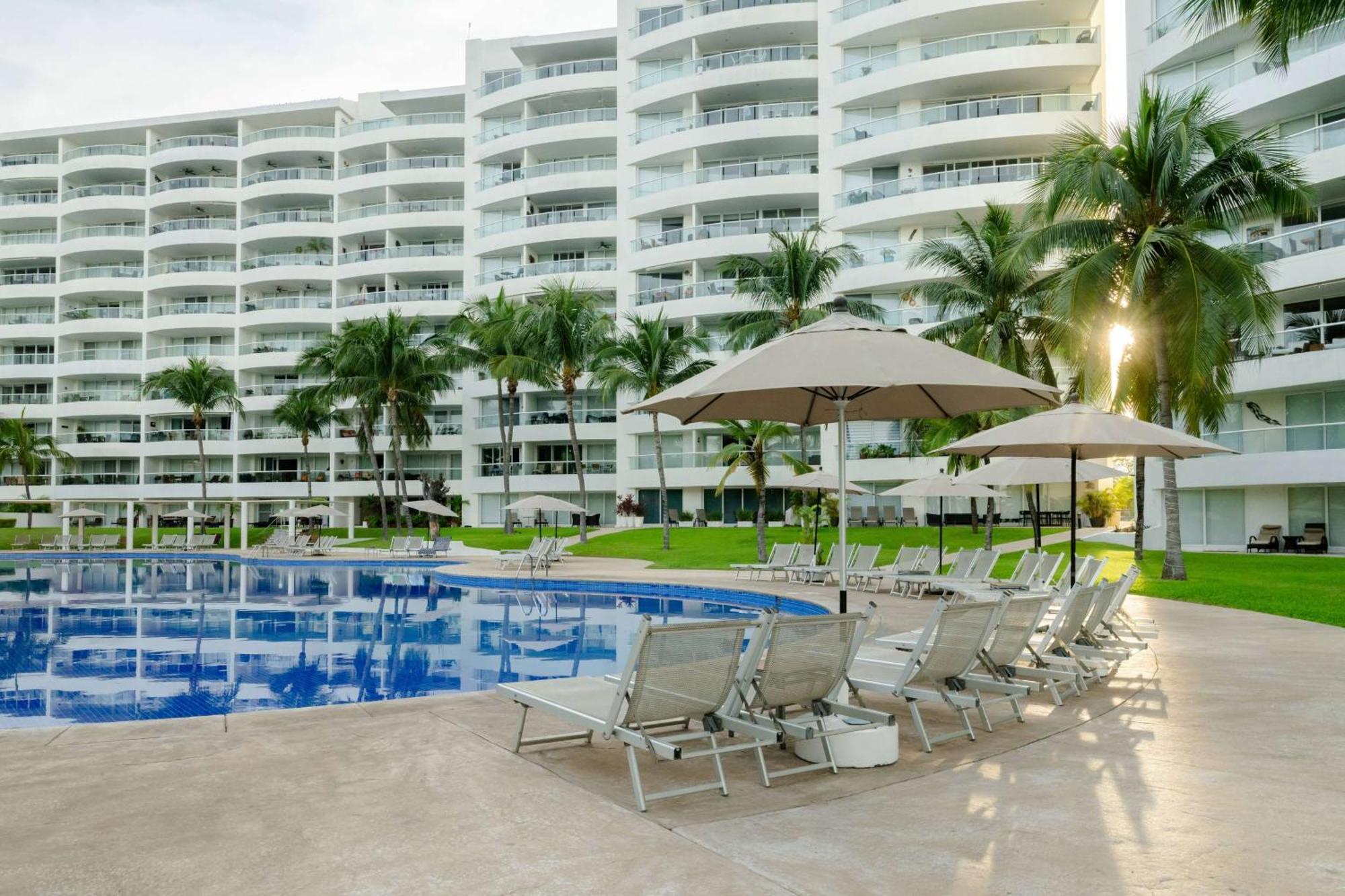 Wyndham Alltra Vallarta, All-Inclusive Resort نويفو فايارتا المظهر الخارجي الصورة