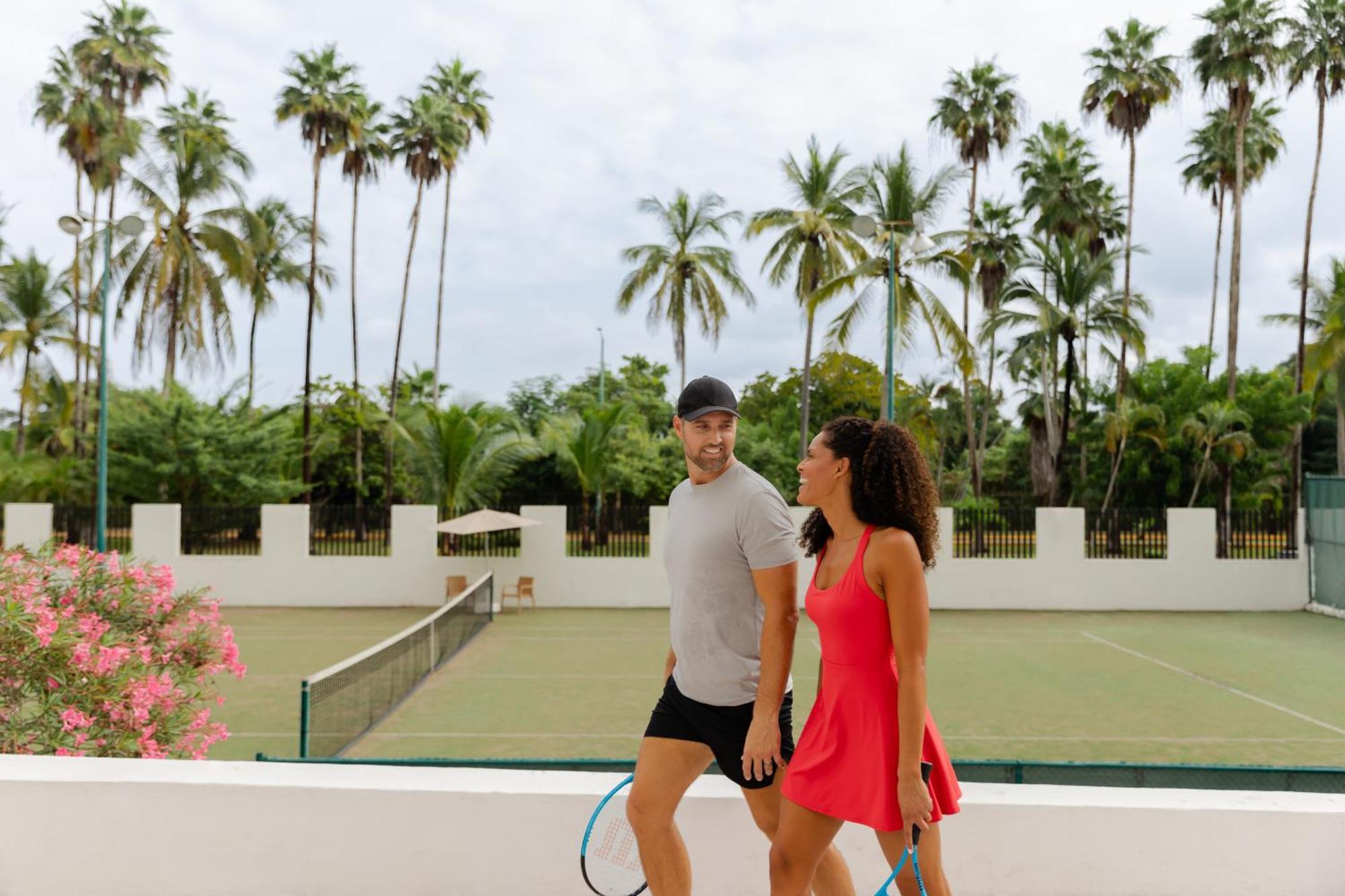 Wyndham Alltra Vallarta, All-Inclusive Resort نويفو فايارتا المظهر الخارجي الصورة